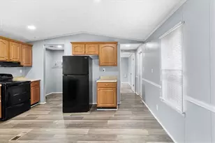 204 Fleetwood Dr, Fayetteville, GA 30214 - Photo 9