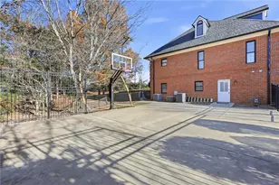 2650 Waters Edge Dr, Gainesville, GA 30504 - Photo 7