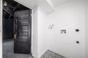 108 Burbank Dr SW, Atlanta, GA 30314 - Photo 45