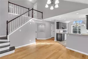 1264 Watercrest Cir, Lawrenceville, GA 30043 - Photo 3