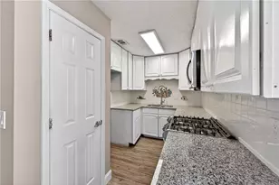 233 Goshen Ln, Woodstock, GA 30188 - Photo 7