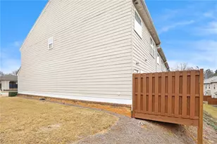 7676 Rutgers Cir, Fairburn, GA 30213 - Photo 33