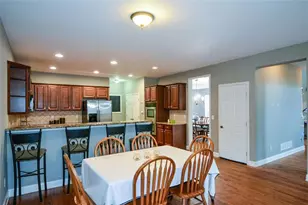 1025 Boxwood Ln, Canton, GA 30114 - Photo 15