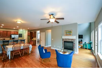 1025 Boxwood Lane, Canton, GA 30114 - Photo 17