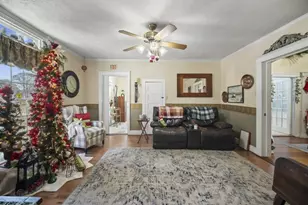 431 W Memorial Dr, Dallas, GA 30132 - Photo 9