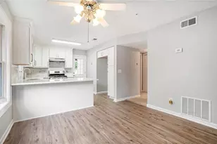 2294 Wellington Cir, Lithonia, GA 30058 - Photo 9