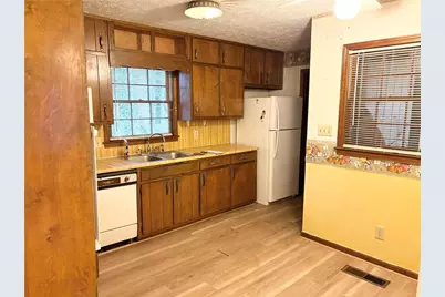 2356 Cambridge Street, Snellville, GA 30078 - Photo 9