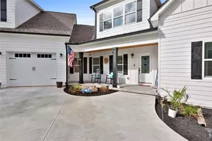 215 Walden Pond Trail, Senoia, GA 30276 - Photo 3