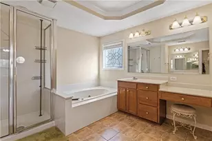 130 S Links Dr, Covington, GA 30014 - Photo 9