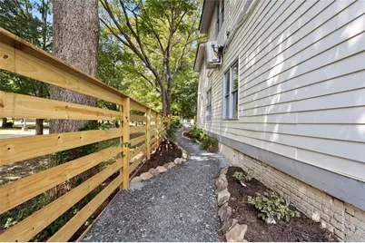 540 John Wesley Dobbs Avenue NE, Atlanta, GA 30312 - Photo 9