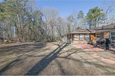 2041 Rainbow Drive, Snellville, GA 30039 - Photo 29