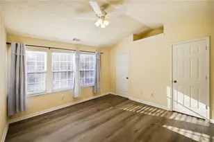 2706 Heathrow Dr, Lawrenceville, GA 30043 - Photo 15