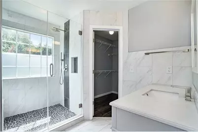 5060 Meadow Overlook, Cumming, GA 30040 - Photo 9