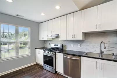 5060 Meadow Overlook, Cumming, GA 30040 - Photo 5