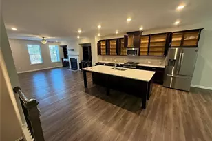 4245 Essex Pond Wy, Cumming, GA 30040 - Photo 5