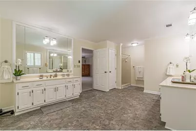 5460 Lichenhearth Court, Stone Mountain, GA 30087 - Photo 17