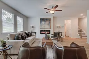 1089 Georgian Point Dr, Lawrenceville, GA 30045 - Photo 7