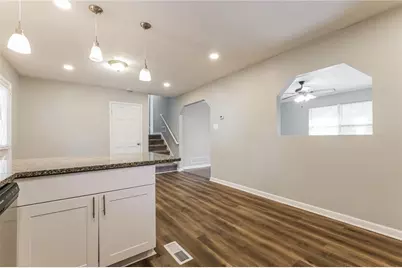 942 Majesty Lane, Morrow, GA 30260 - Photo 7