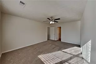 19 Lakemoore Ct, Douglasville, GA 30134 - Photo 9