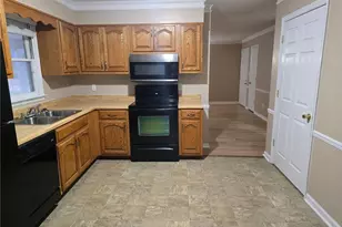 106 Villas Ln NE, Rome, GA 30165 - Photo 3