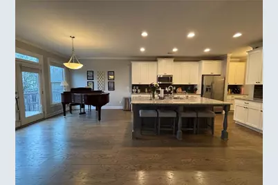 2086 Garrison Way NW, Atlanta, GA 30318 - Photo 9