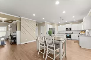 3929 Camden Ct, Gainesville, GA 30506 - Photo 9