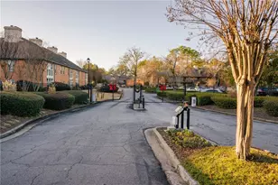 224 Brittany Ct, Duluth, GA 30096 - Photo 3