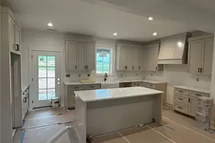 171 Oakland Dr SE, Calhoun, GA 30701 - Photo 5