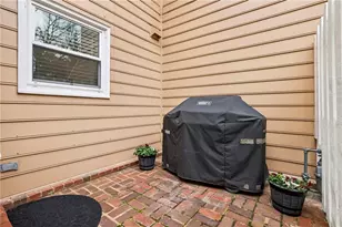 7500 Roswell Rd, Sandy Springs, GA 30350 - Photo 23