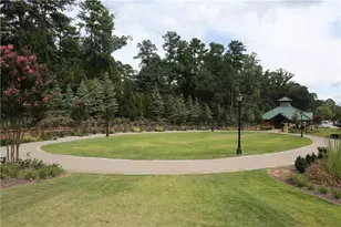 7500 Roswell Rd, Sandy Springs, GA 30350 - Photo 33