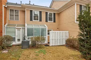 7500 Roswell Rd, Sandy Springs, GA 30350 - Photo 25