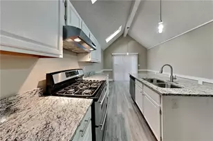 2261 Byron Ct SW, Marietta, GA 30064 - Photo 5