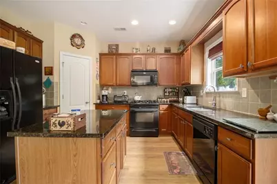 5925 Crescent Landing Drive, Cumming, GA 30028 - Photo 13