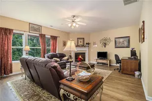 5925 Crescent Landing Dr, Cumming, GA 30028 - Photo 7