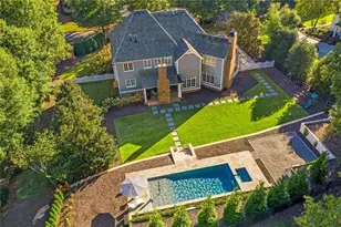 900 Crabapple Hl, Alpharetta, GA 30004 - Photo 9