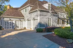 900 Crabapple Hl, Alpharetta, GA 30004 - Photo 15