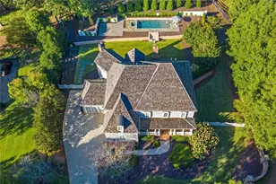 900 Crabapple Hl, Alpharetta, GA 30004 - Photo 11