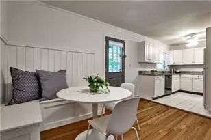 1010 Greenbriar Cir, Decatur, GA 30033 - Photo 9