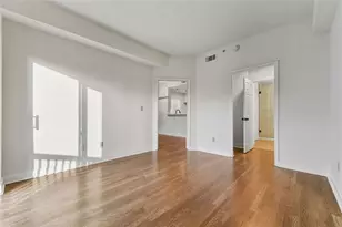 1075 Peachtree Walk NE, Atlanta, GA 30309 - Photo 13