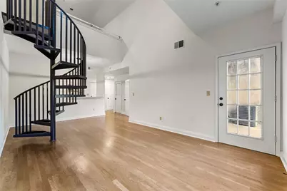 1075 Peachtree Walk NE #506, Atlanta, GA 30309 - Photo 9