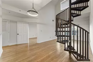 1075 Peachtree Walk NE, Atlanta, GA 30309 - Photo 11