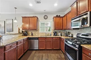 6912 Bay Laurel Way, Flowery Branch, GA 30542 - Photo 17