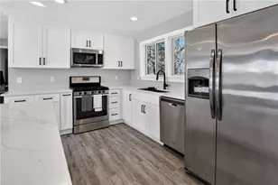 2535 Lakewood Ave SW, Atlanta, GA 30315 - Photo 9