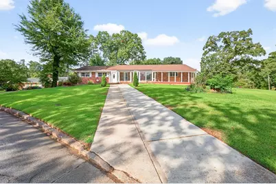 3724 Chavers Place, Stone Mountain, GA 30083 - Photo 3