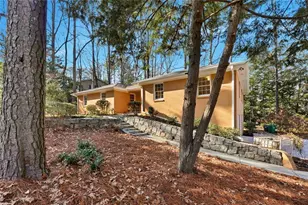 3642 Castaway Ct, Atlanta, GA 30341 - Photo 3