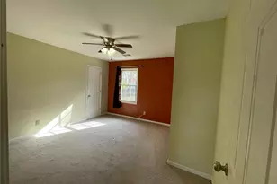 156 Plantation Trce, Woodstock, GA 30188 - Photo 5