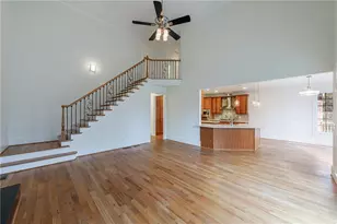 125 River N Cir, Sandy Springs, GA 30328 - Photo 37