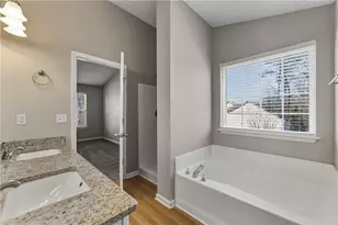 7570 Old Field Cove Rd, Cumming, GA 30028 - Photo 17