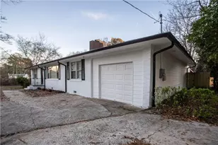 660 Dozier Dr, Marietta, GA 30066 - Photo 3