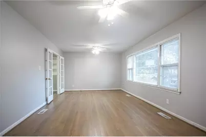 660 Dozier Drive, Marietta, GA 30066 - Photo 9